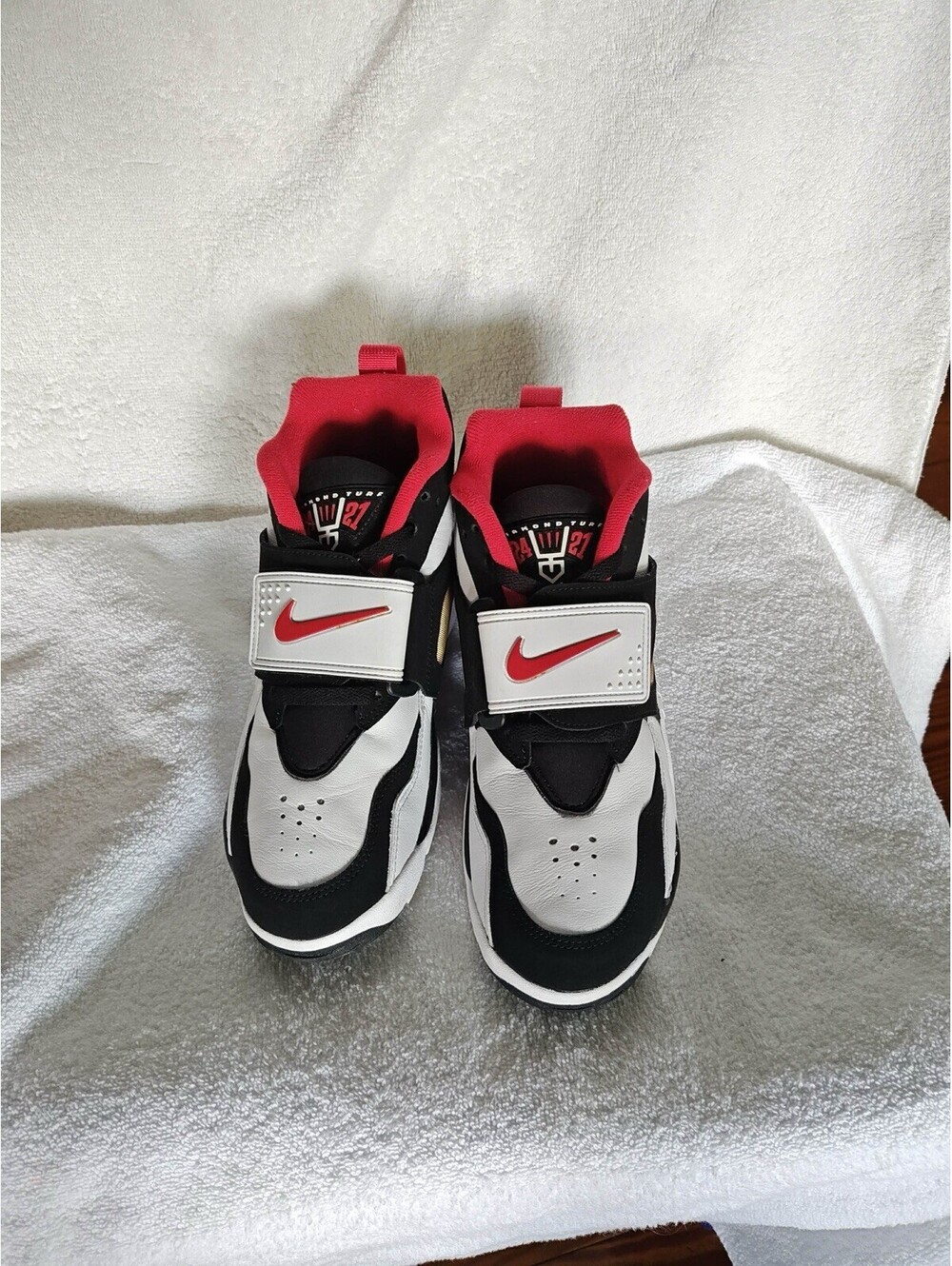 Nike Diamond Turf Men's 49ers FZ8224-100 SZ-8.5.  VNDS W/ Box!!!